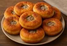 Беляши по-татарски с сочной начинкой Беляши по-татарски с сочной начинкой (Татарстан)