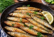 Жареная корюшка на сковороде в домашних условиях (Сахалинская область)