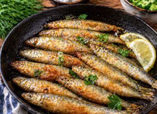 Жареная корюшка на сковороде в домашних условиях (Сахалинская область)