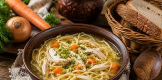 Домашняя лапша с курицей в домашних условиях (Тамбовская область)