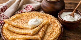 Домашние блины со сметаной в домашних условиях (Орловская область) Домашние блины со сметаной в домашних условиях (Орловская область)