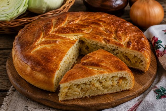 Пирог с капустой в духовке в домашних условиях (Орловская область)