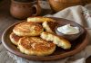 Домашние сырники со сметаной в домашних условиях (Брянская область)