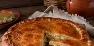 Пирог с капустой и яйцом в домашних условиях (Брянская область) Пирог с капустой и яйцом в домашних условиях (Брянская область)