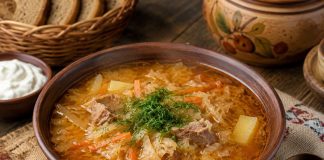 Щи с квашеной капустой в домашних условиях (Владимирская область) Щи с квашеной капустой в домашних условиях (Владимирская область)